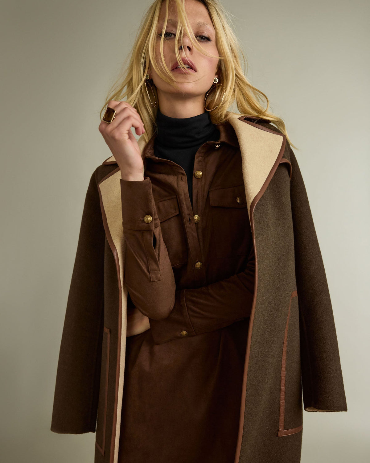 Luxury Faux-Leather Trimmed Wide-Lapel Blazer