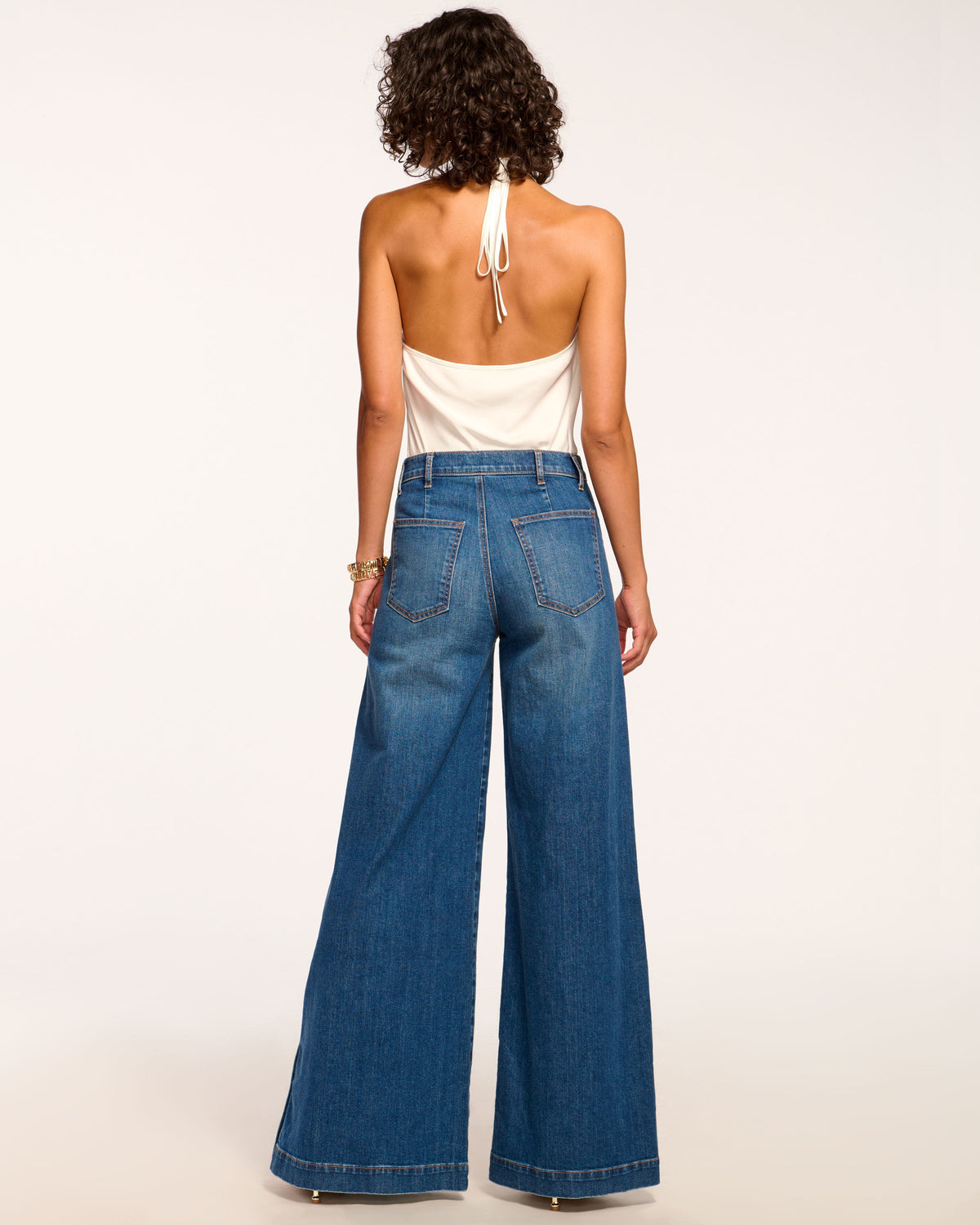 Bold Wide Leg Jean for Fall Date Night Style