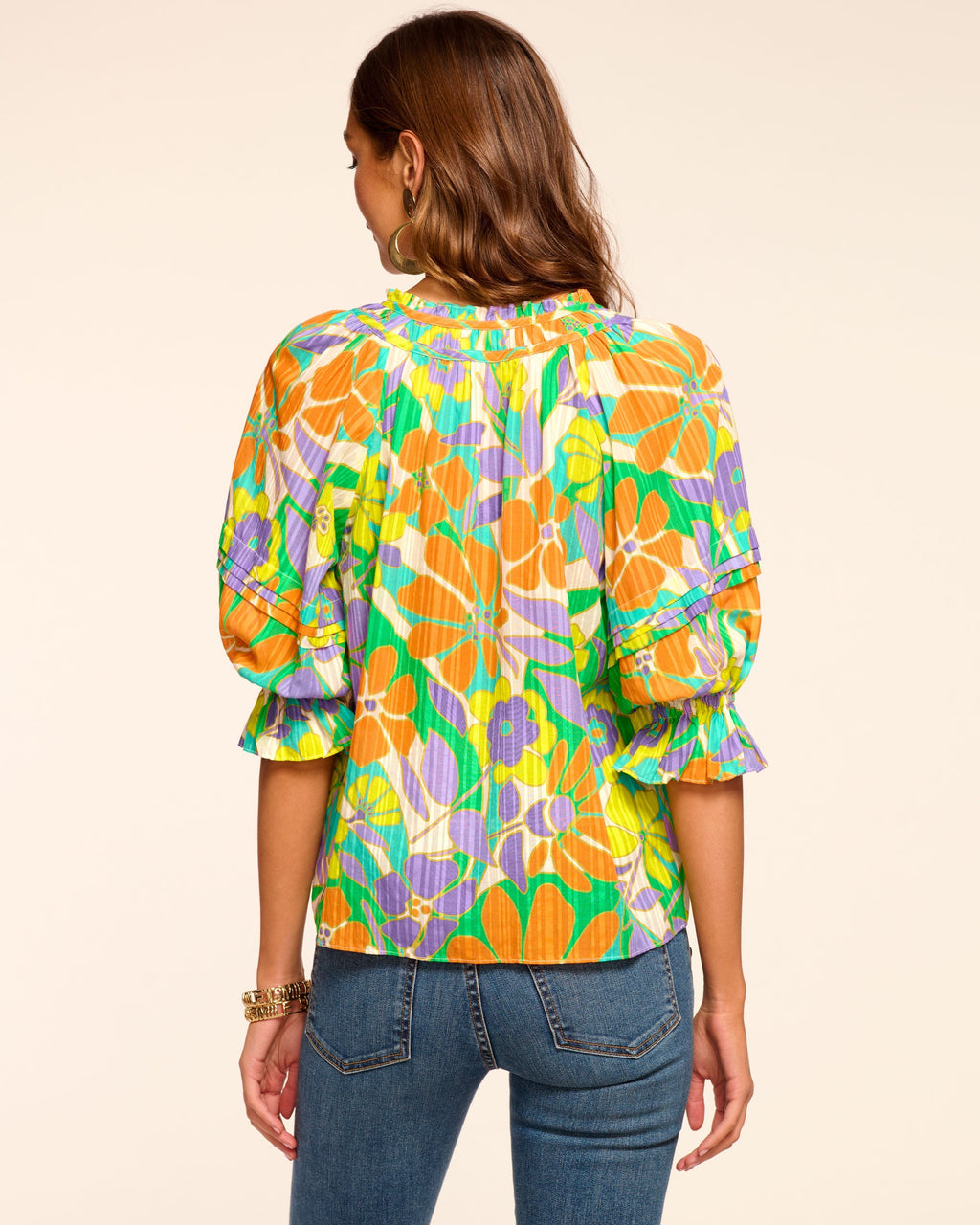 ‌Flattering V-Neck Top with Billowy Bohemian Sleeves