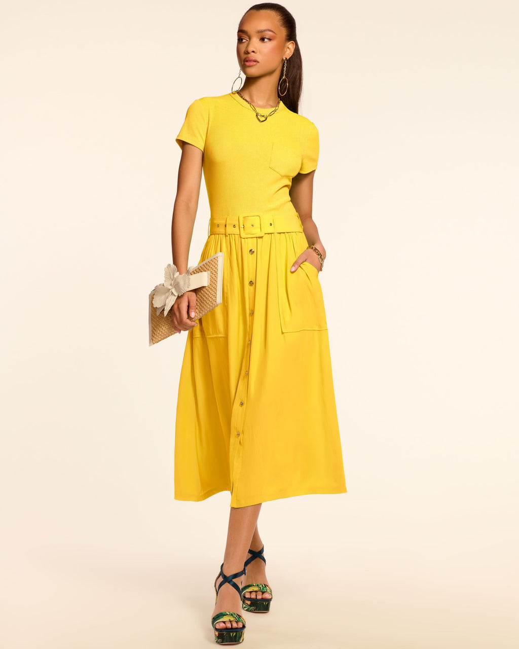 Fitted Ribbed Short Sleeve Dress