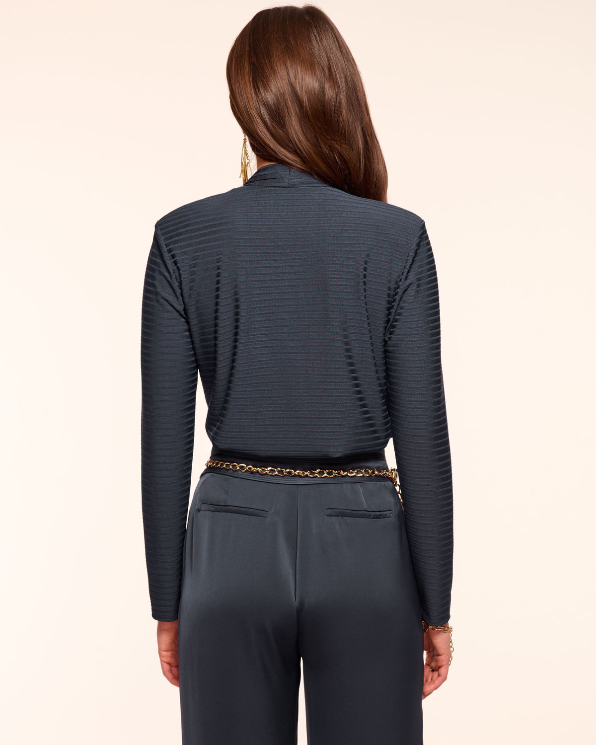 Retro Modern Shoulder Silhouette