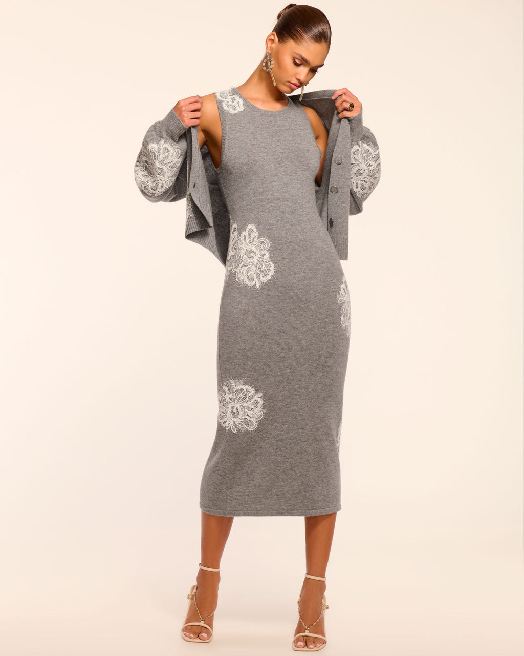 Sleeveless Stretchy Lace Dress