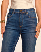 Flattering Straight Leg Jean with Pockets