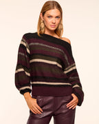 Hug Boat Neck Layering Tee