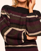 Hug Boat Neck Layering Tee