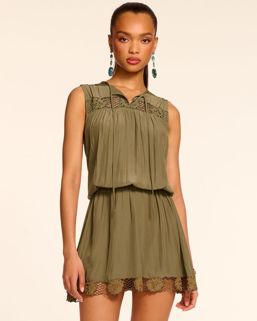 Brunch-Ready Contrast Top