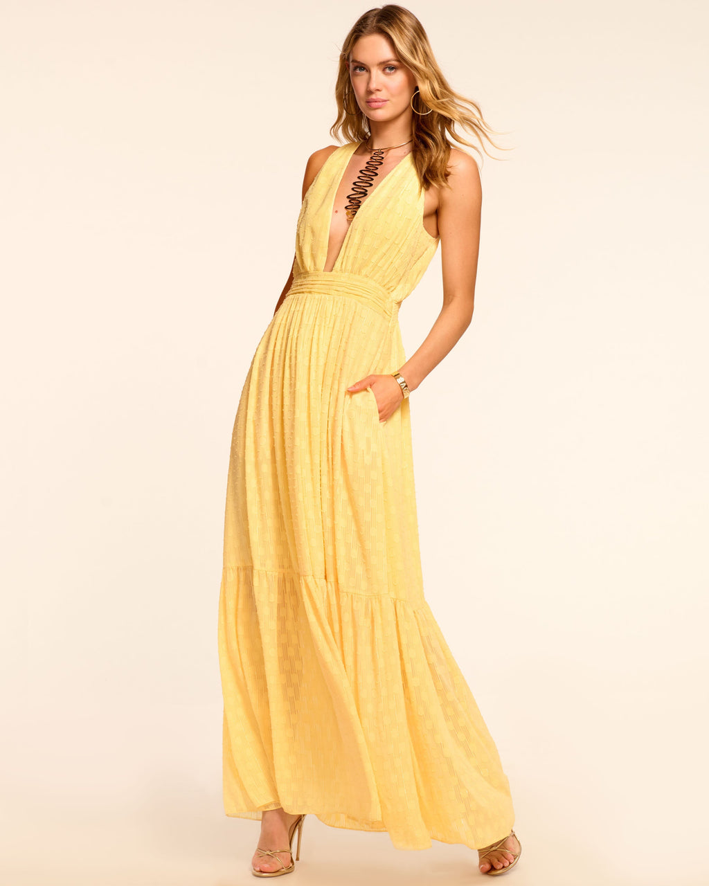 Plunging Neckline Tiered Dress‌