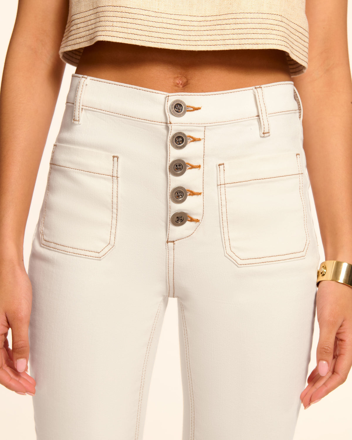 Best-Selling Retro Flare Jeans for Date Night